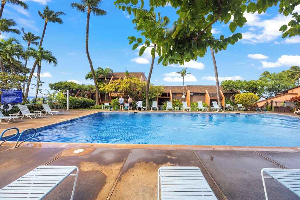 Kuleana Club - 402