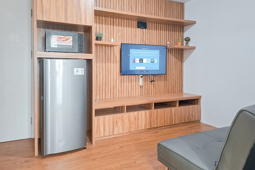 Warm And Cozy 2Br At Urbantown Serpong Apartment