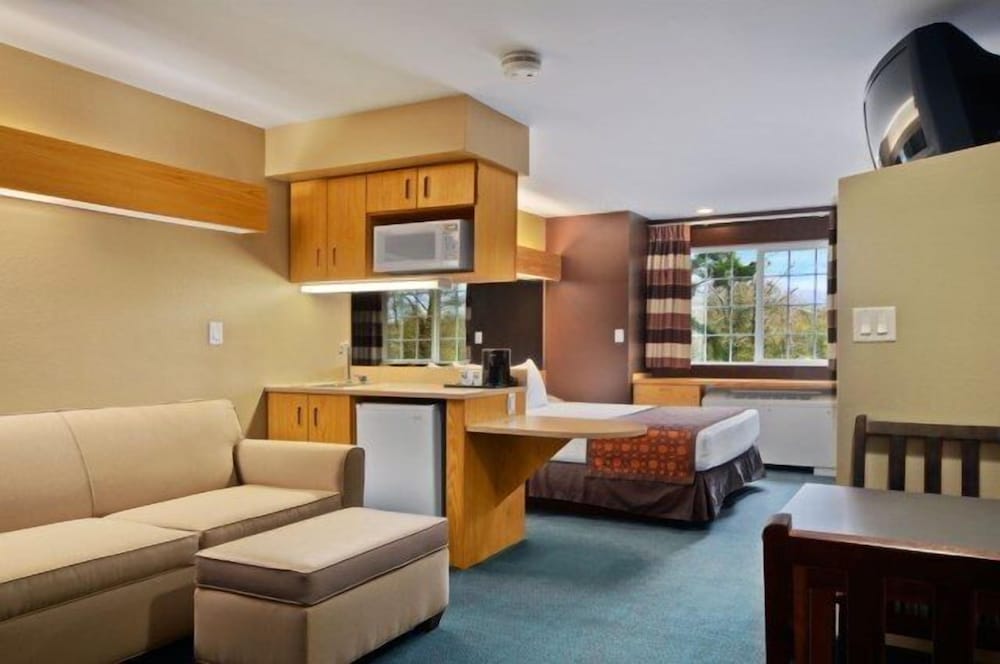 Stay Beyond Inn & Suites view 3