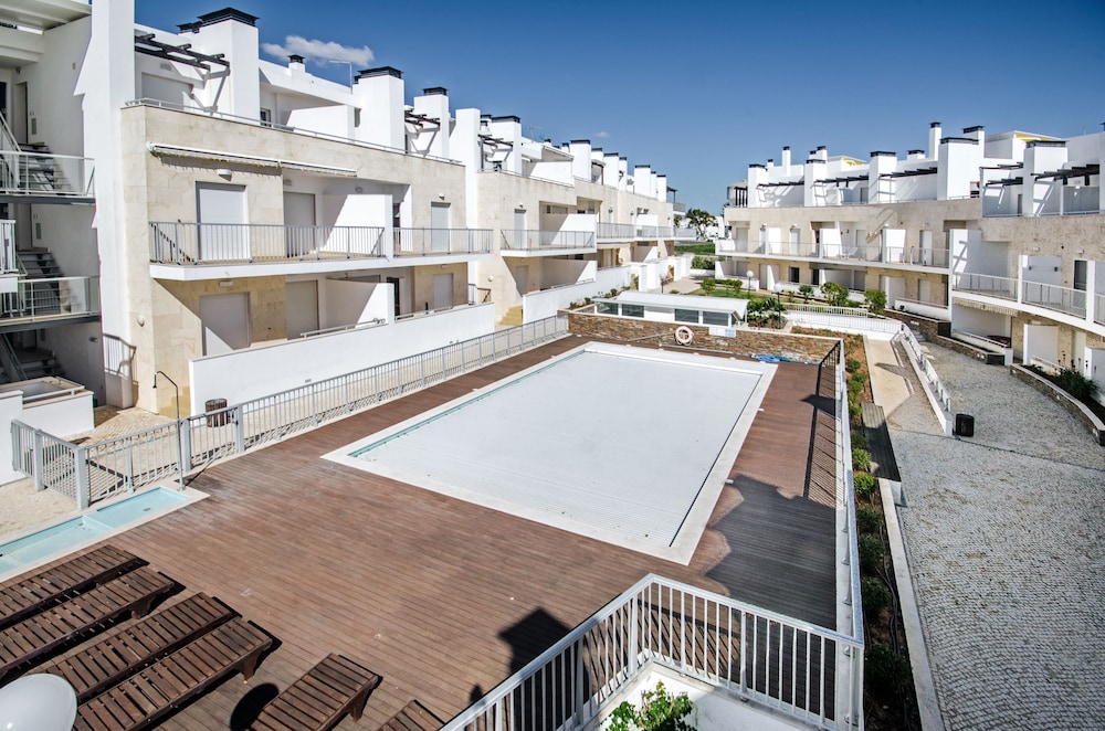 Santa Luzia Residence by MarsAlgarve