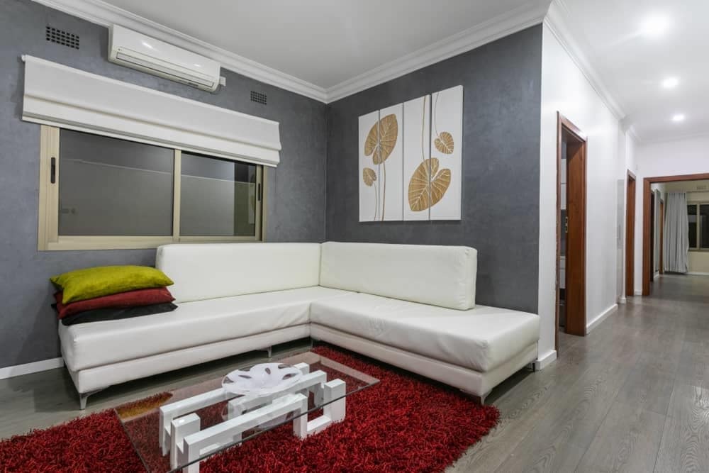 3 Bedrooms Exclusive Villa in Mass Media