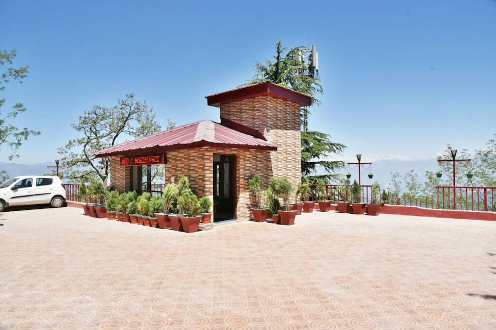 Bear Valley Resort Dalhousie view 5