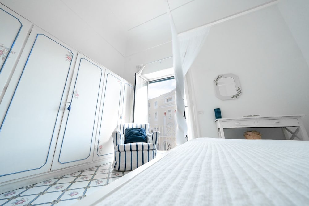 Cocor Capri by Elite Villas