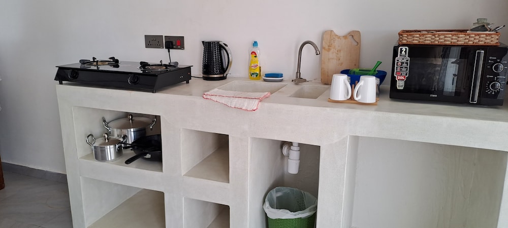 Cave Diani Studio Apartments