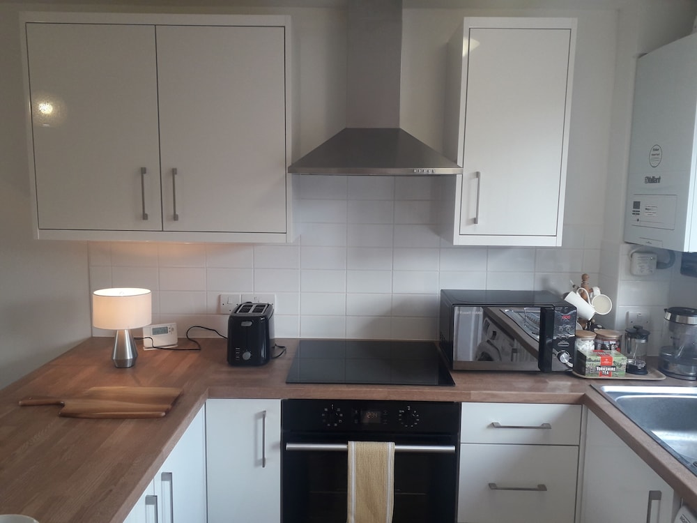 Captivating 1-bed House in Cambridge view 4