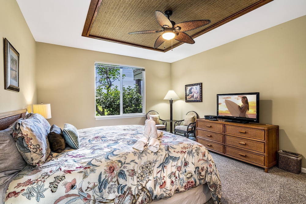 Waikoloa Beach S G2 2 Bedroom Condo by RedAwning
