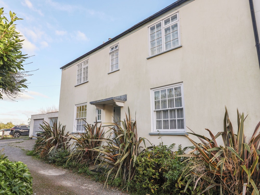 4 East Cliff
