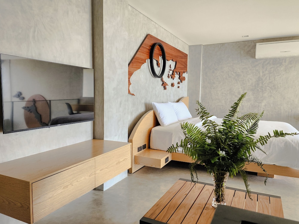 The Hotel Elizabeth Resort and Villas