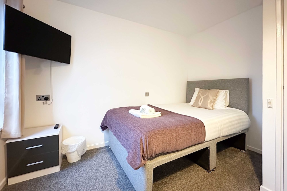 Deals 6BR House Contractor Group Stay Clayton