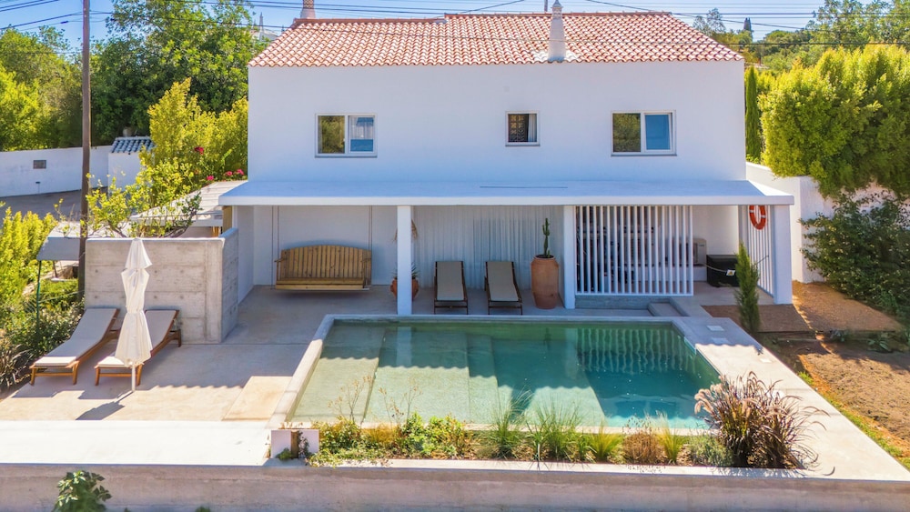 Laranjal Farm House