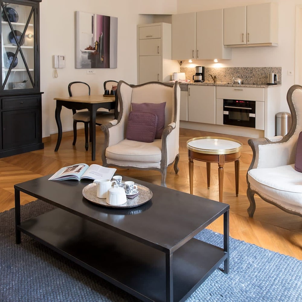 Monceau Chic I Charming 1 Bed Apt in the 8th