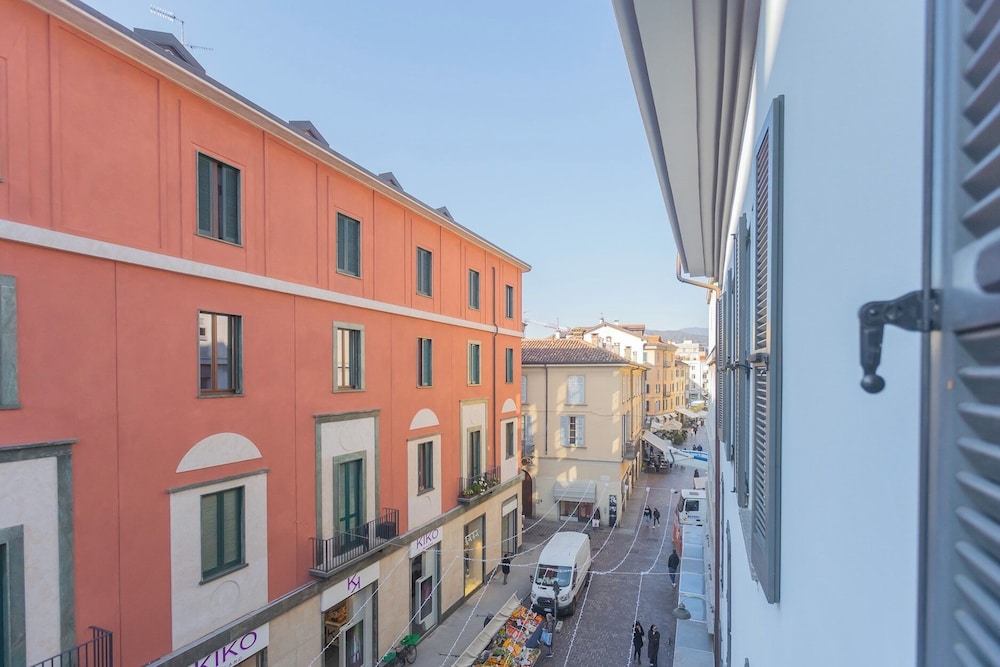 Luini 7 by Rentallcomo by Rent all Como
