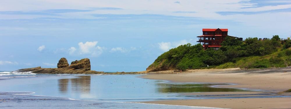 Magnific Rock - Surf Resort & Yoga Retreat Nicaragua - Hostel