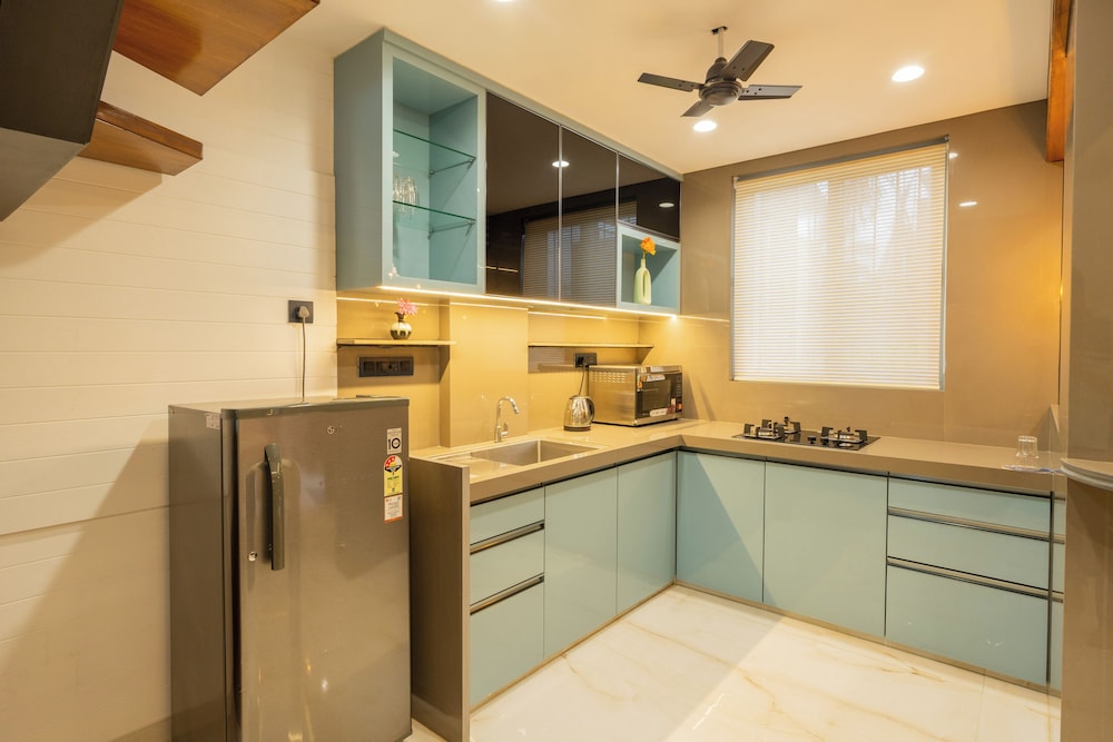 Alaya Stays - Imperial Mystara 5BHK near Khandala Hills