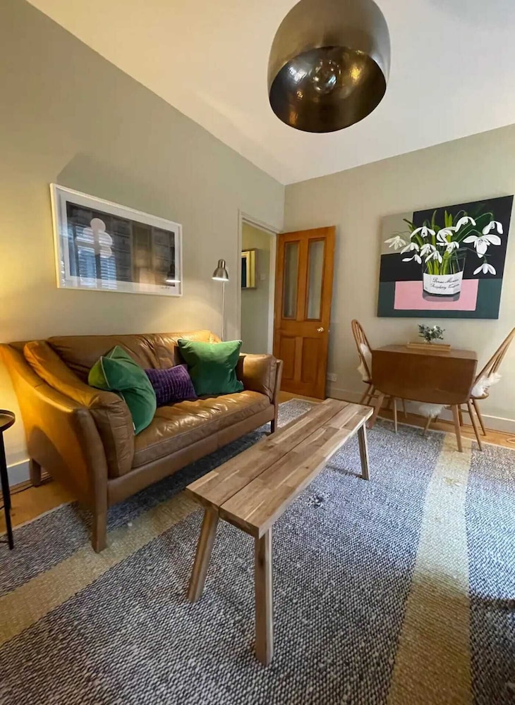 Beautiful & Cosy 2BD House - Southwark