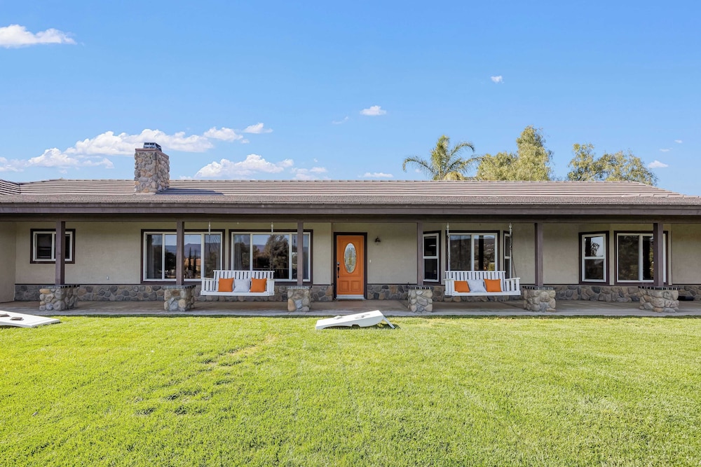 Temecula Wine Country Home w/ Pool, Hot Tub, Game Room & Vineyard Views