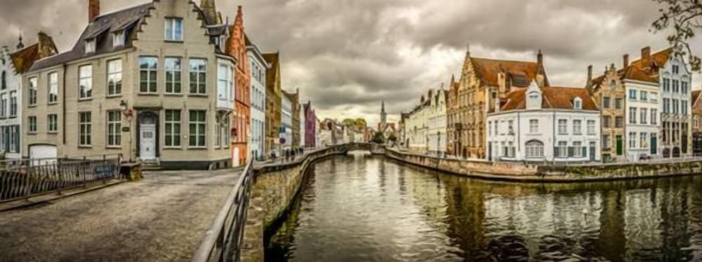 Bruges Vacations - Apartment Dijver - Property Image 2