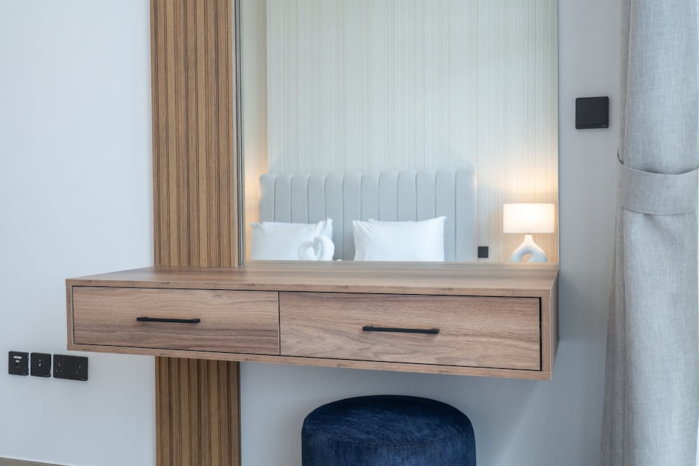 Stay in Studio City at Celia Residence Perfect for 2