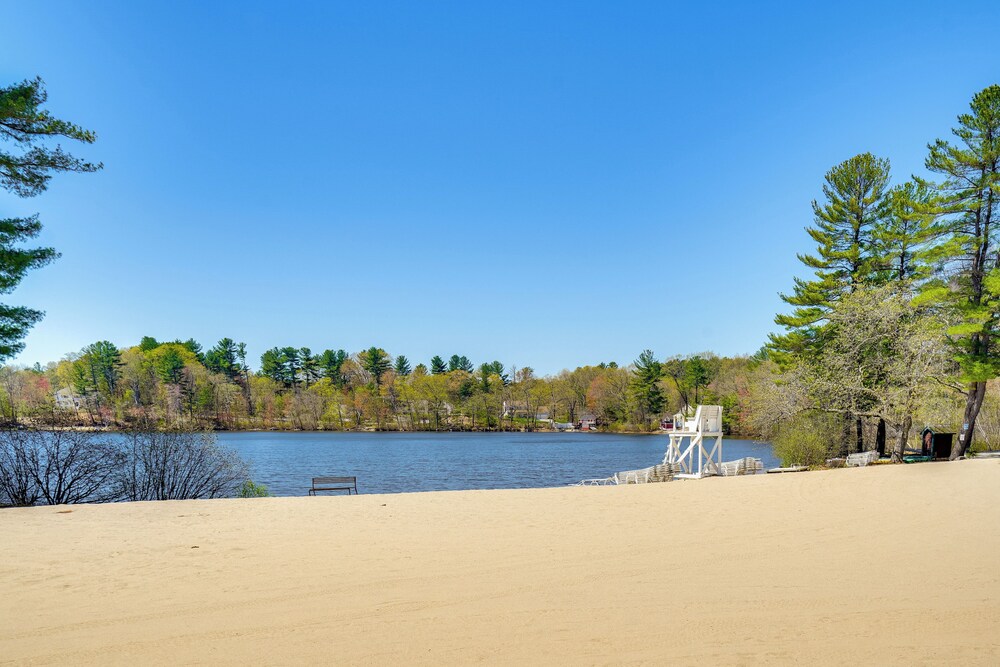 Lake Access & Pools: Sun-soaked Westford Cottage!