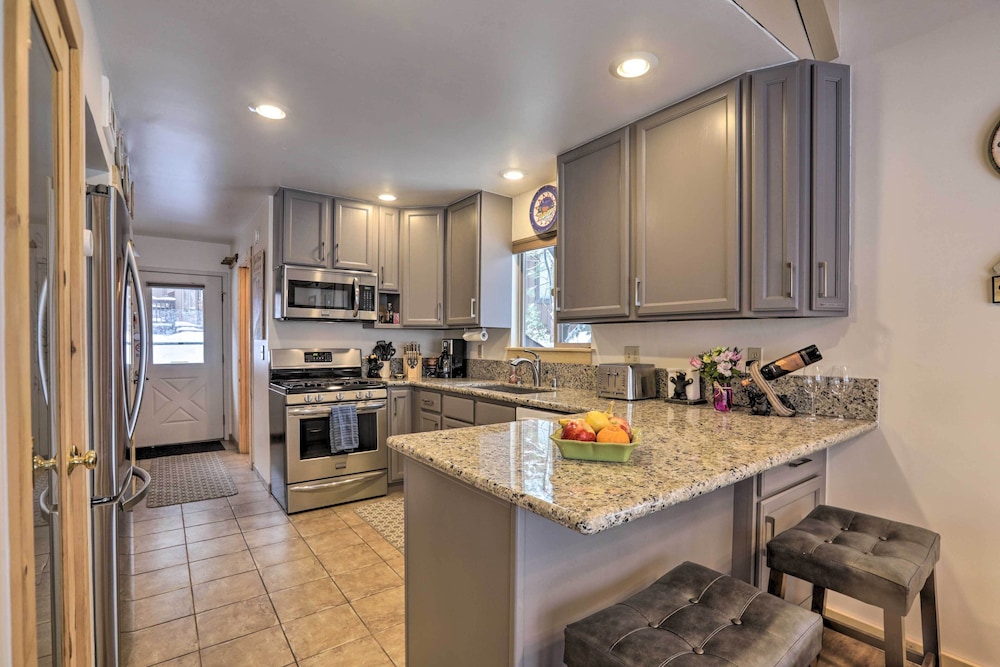 Lake Tahoe Vacations - Incline Village Cabin 3 Mi to Lake Tahoe! - Property Image 9