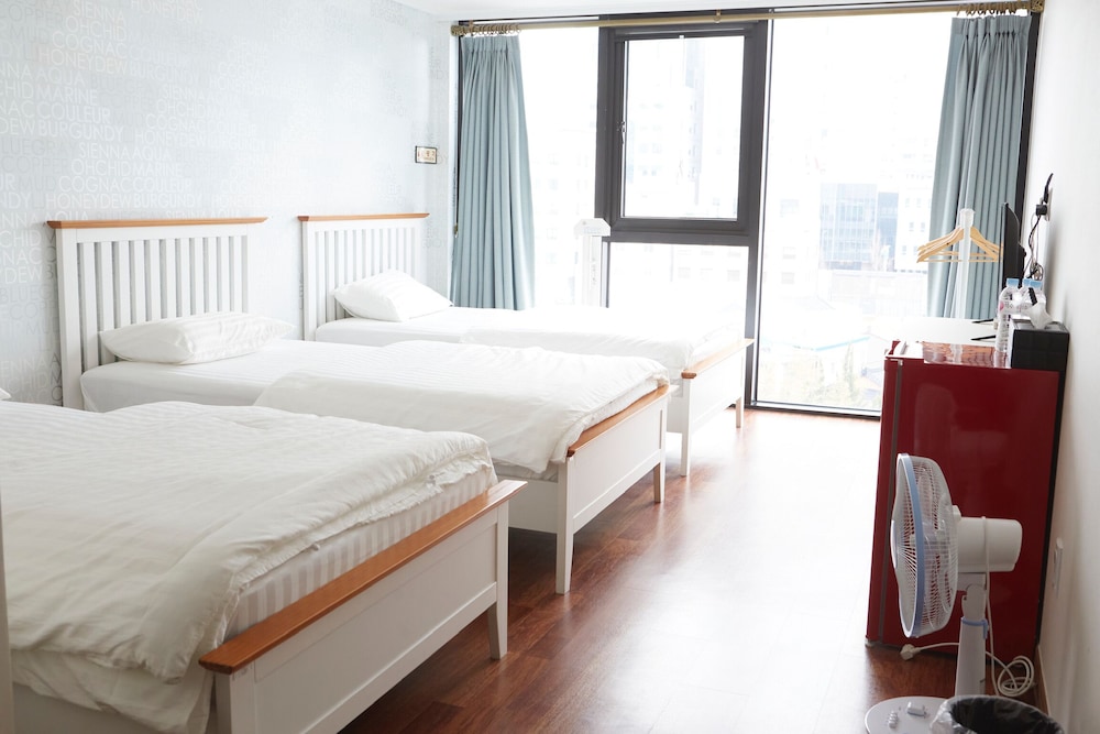 Hotel Guest 145
