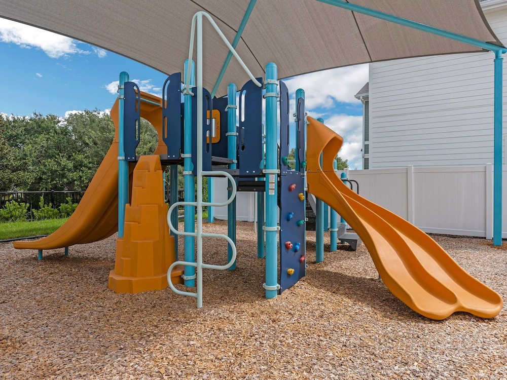 Landing Townhomes Davenport
