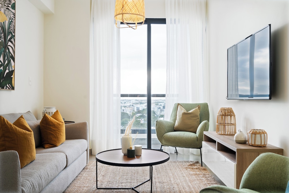 Escape to Santo Domingo 2-bedroom Oasis in the Heart of the City