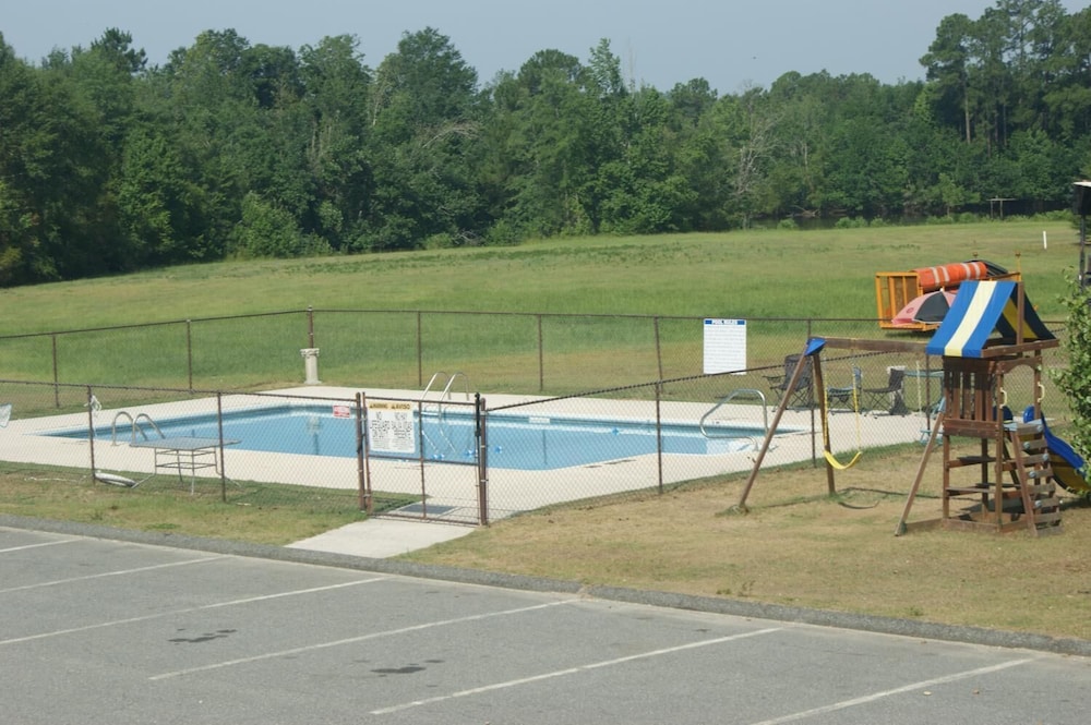 Patriot Inn - Register - Property Image 10