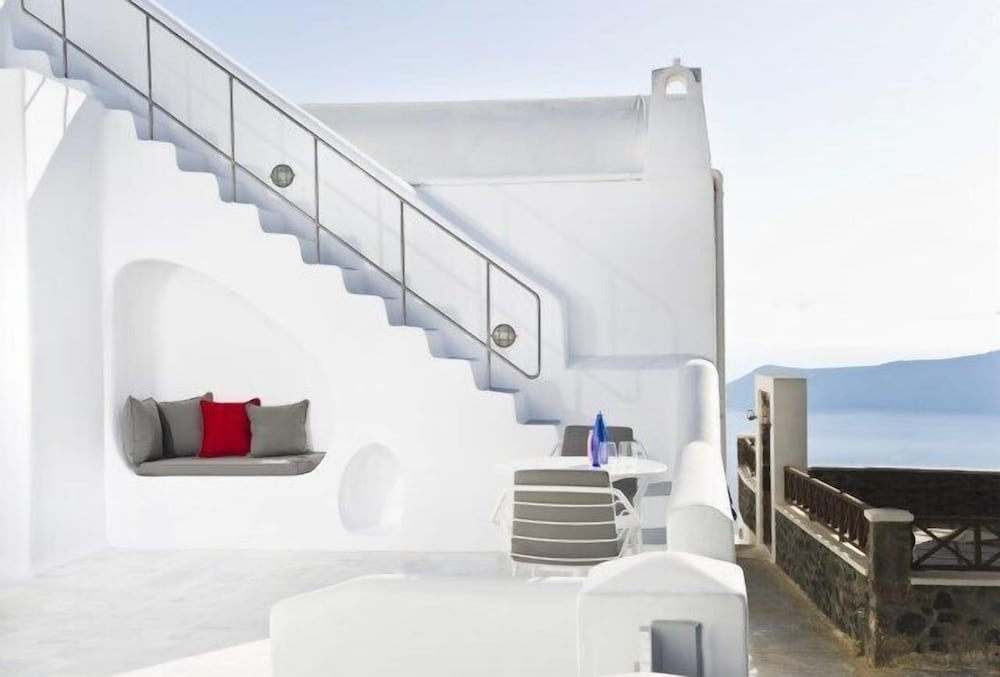 Avista Suites