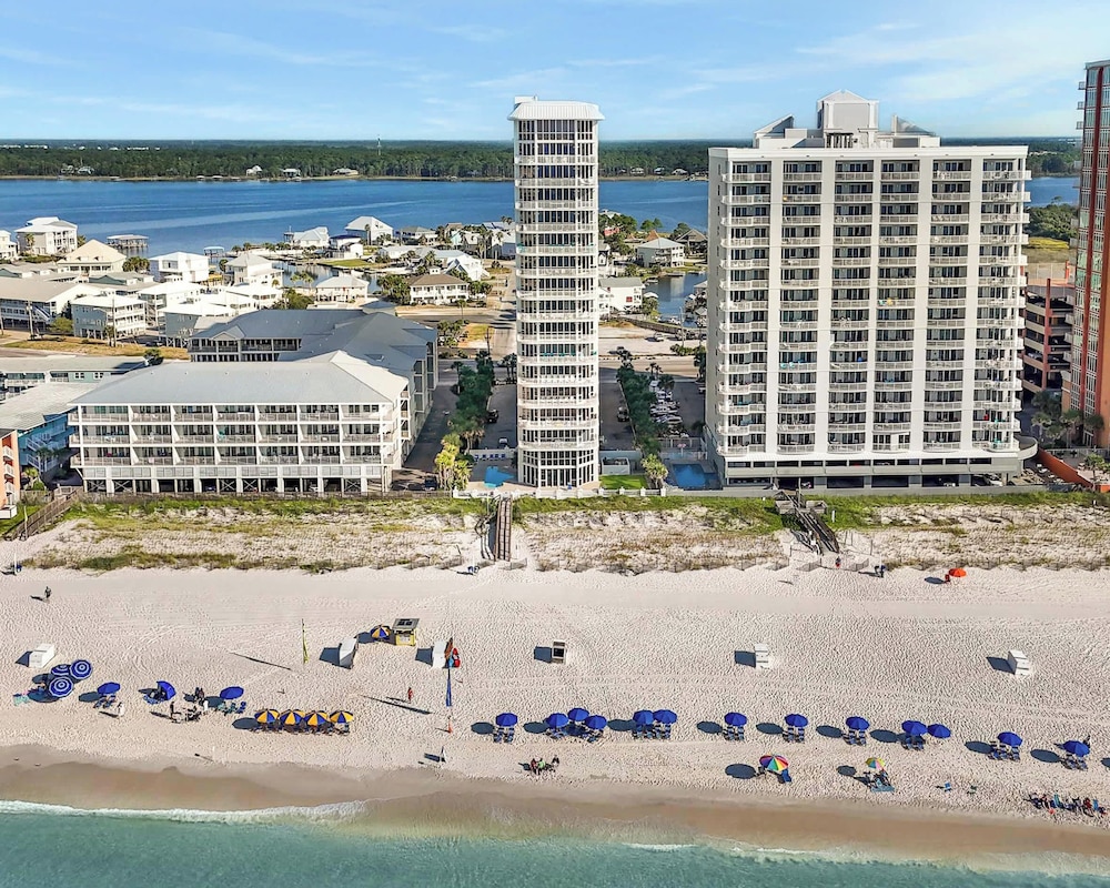 Oceanfront Luxe Pool + Beachfront Free Golf