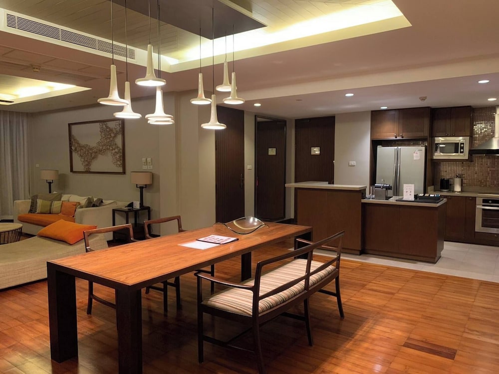 A Shasa Vela Condominium