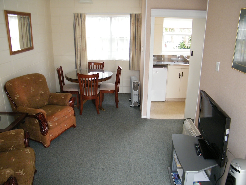 Colonial City Motel and Conference Centre