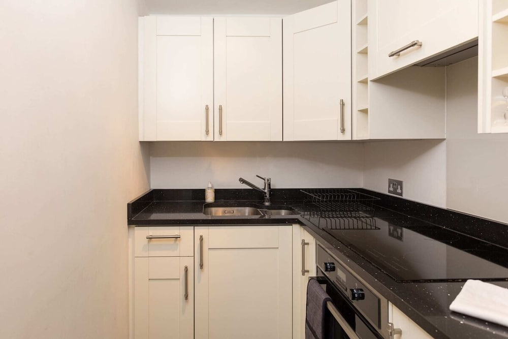1 Bedroom Flat in South Kensington