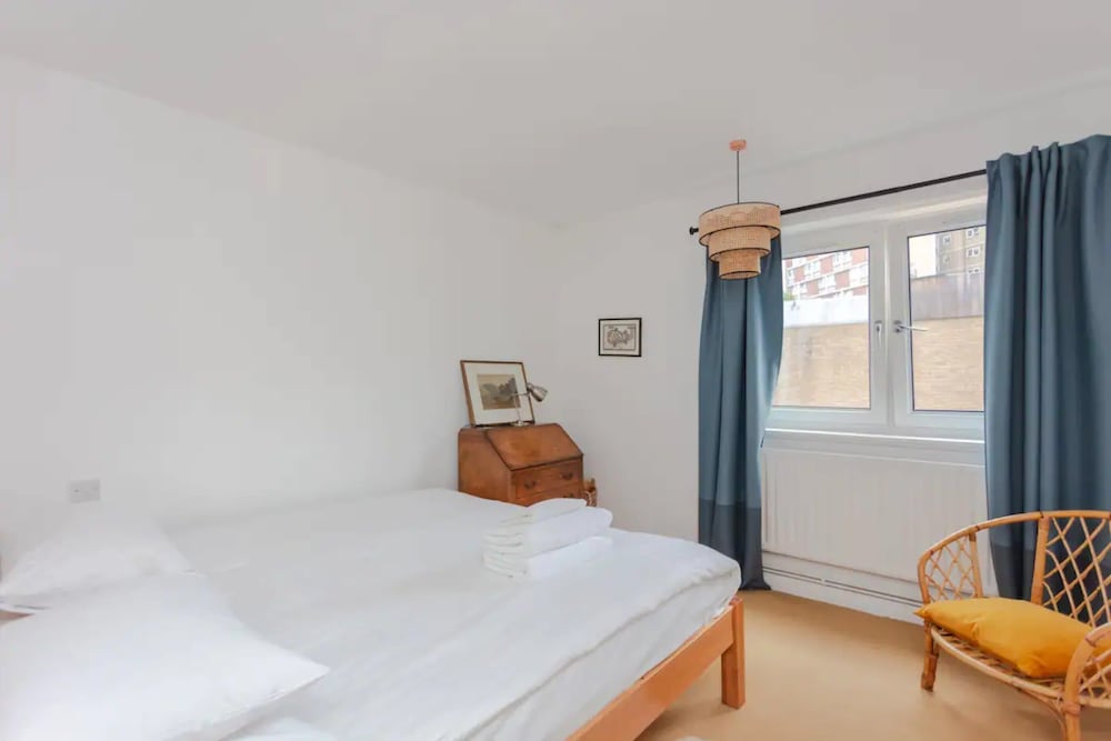 Cosy 2 Bedroom Apartment in Bethnal Green Near Victoria Park