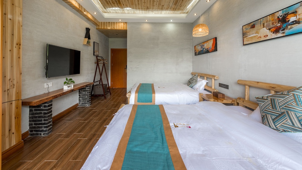 Floral Hotel Longsheng Yueshangshanshe view 4