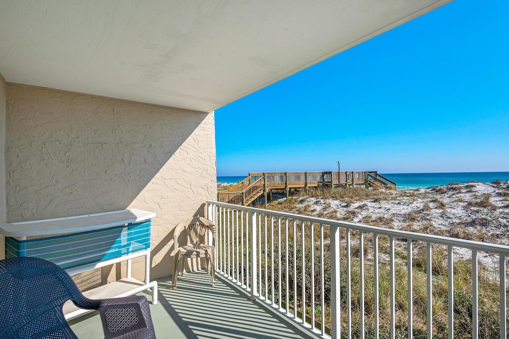 Starboard Village 411