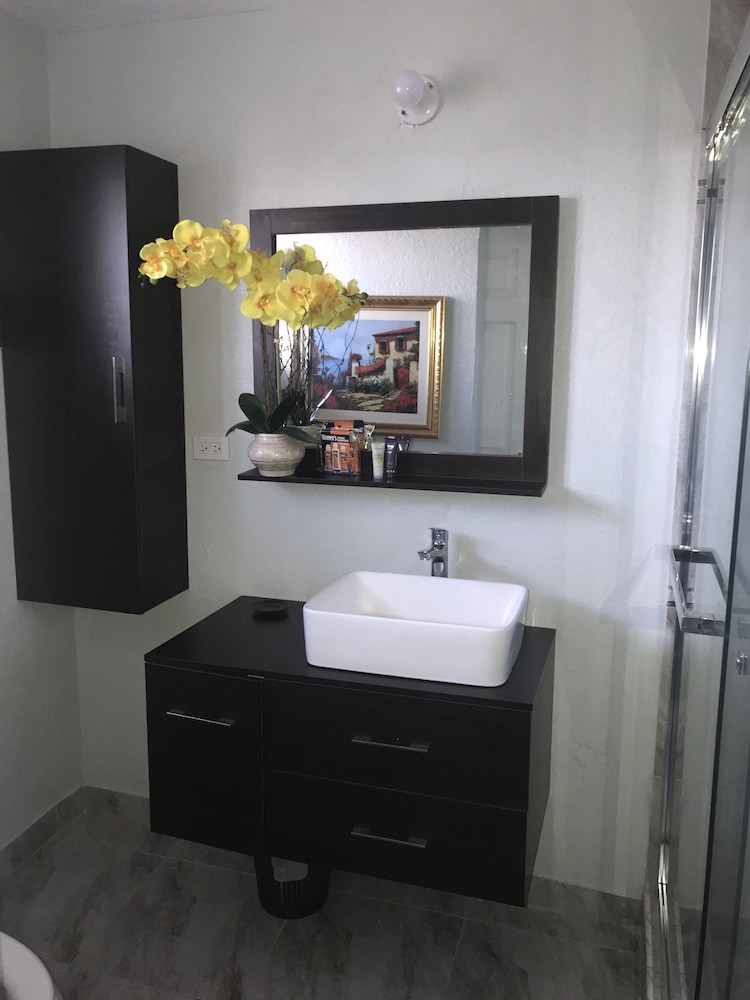 Abacus Jamaica the Zana Suite