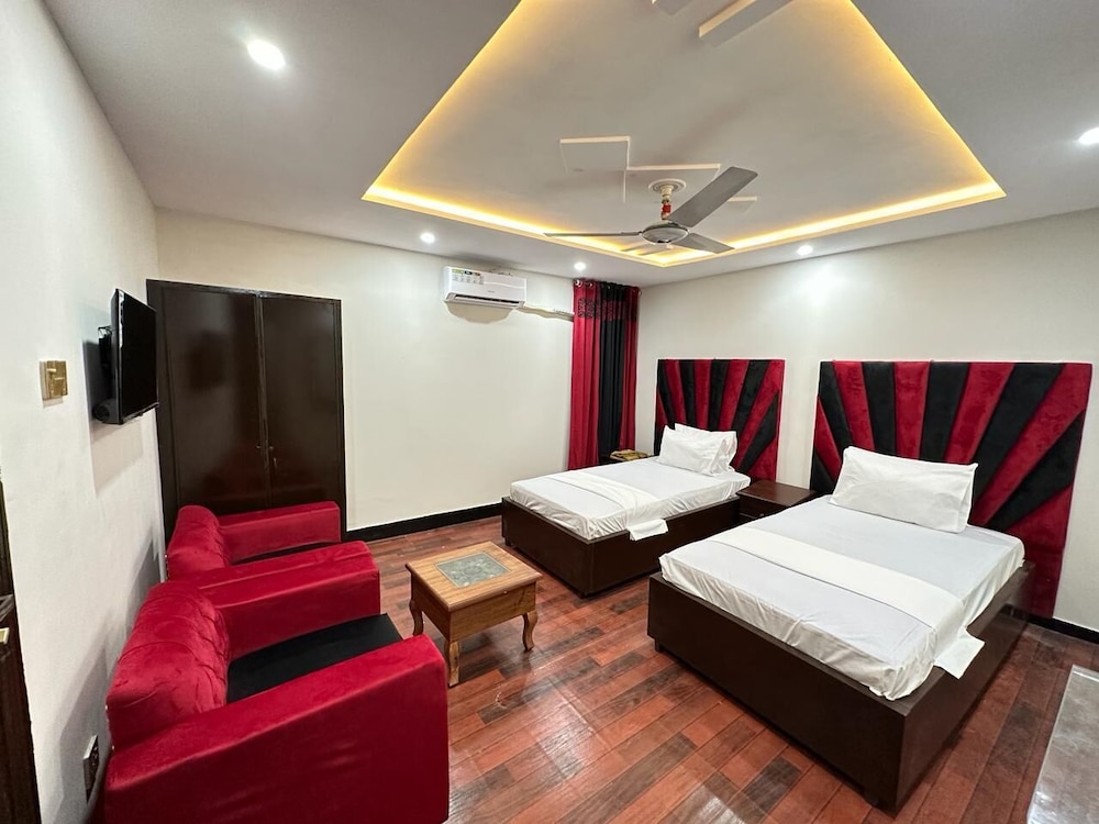 Serene Inn F10