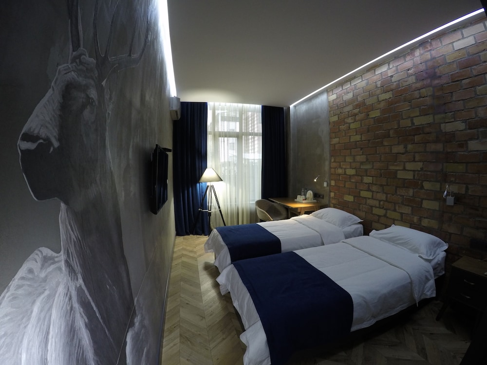 Bugu Hotel Bishkek 59