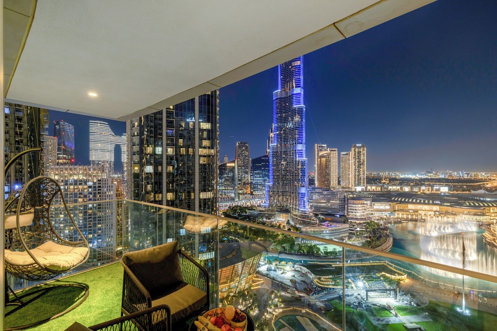 Roomszy Residences - Opera Grand
