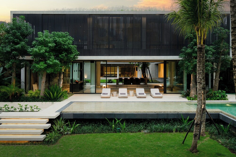 Lux Escape 6BD Architectural Masterpiece