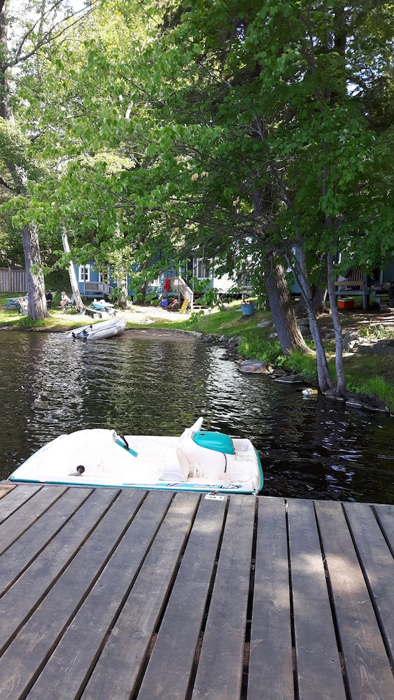 Black Lake Cabins