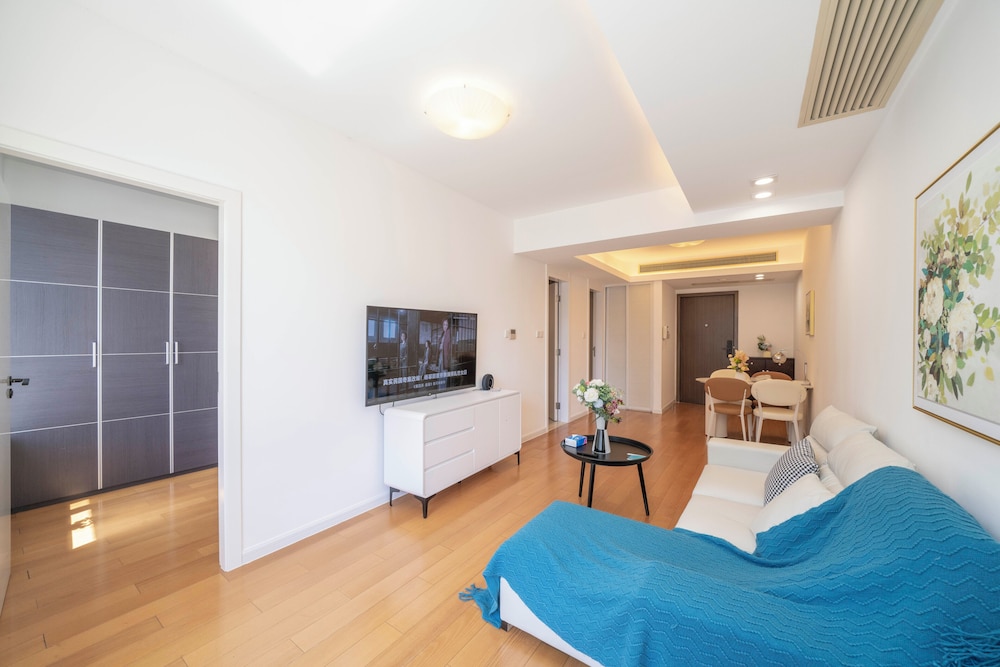Tyms Elegant 1BR 1BA Apt Yongxin Century