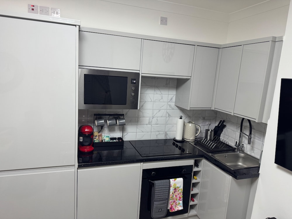 Cozy 2br-5guests-near Attractions-garden