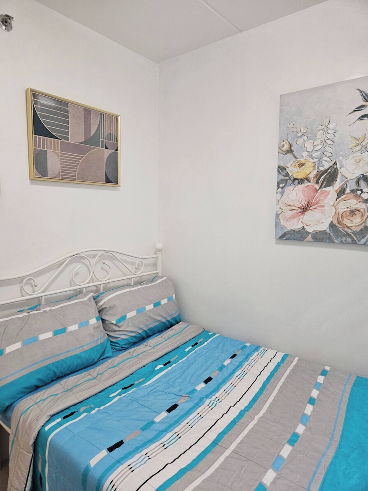 Cozy 3-bedroom Condo in Urban Deca Homes Ortigas Extension, Pasig