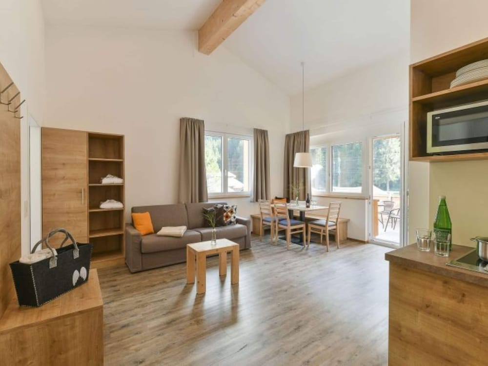 Majestic Apartment in Klosterle With Sauna on the Arlberg Met Terras