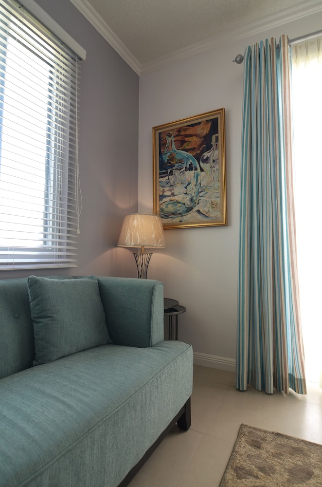 Kingsway New Kingston Guest Apartment II