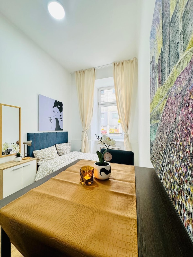 5BR Apt 10min to Matzleinsdorfer