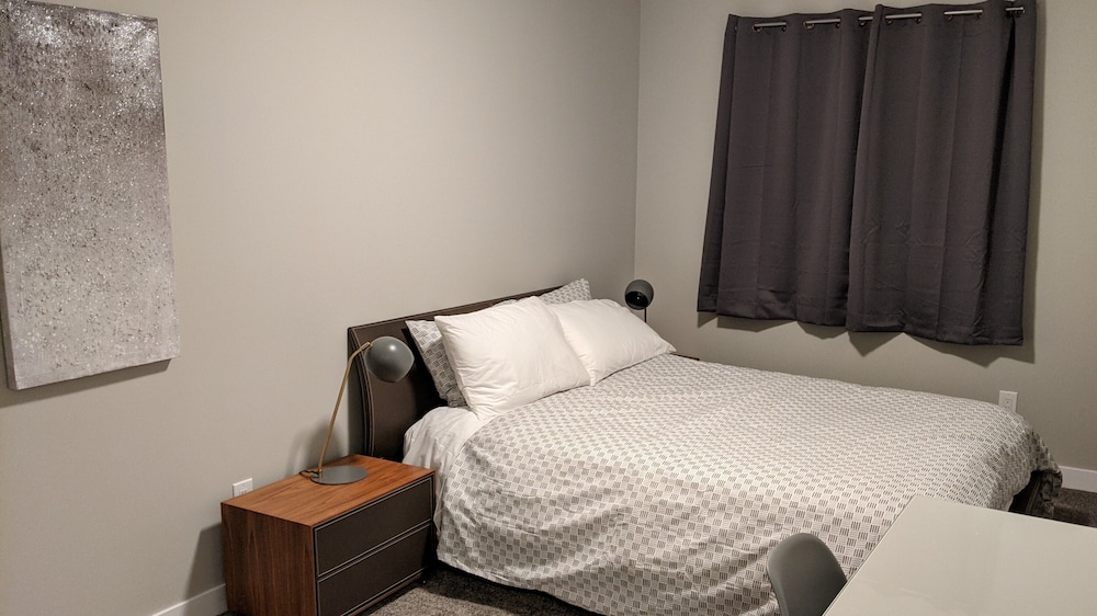 Boardwalk Homes - Executive Townhomes