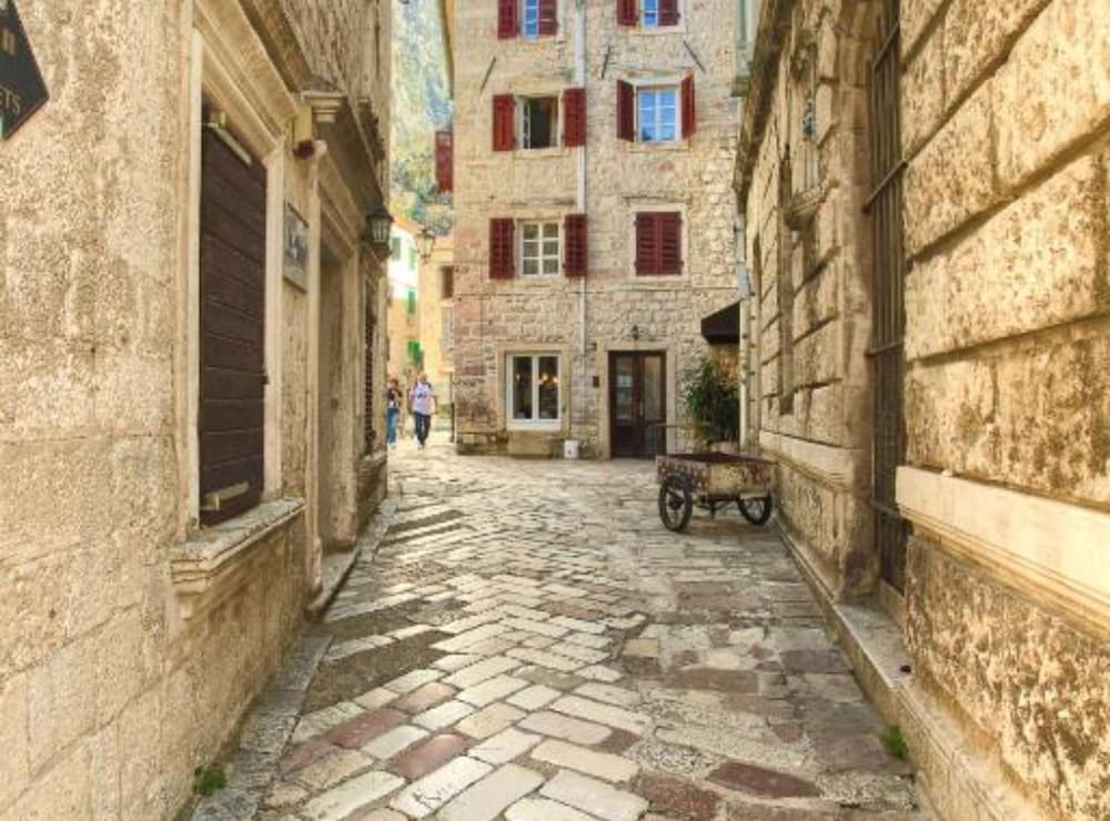 Kotor Old Town Charm Apartment